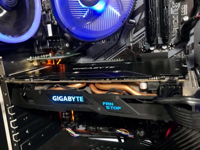 Лот: 21450648. Фото: 1. Видеокарта PCI-E Gigabyte AMD... Видеокарты