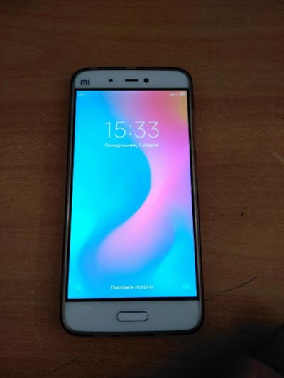 Лот: 13482154. Фото: 1. Xiaomi Mi 5 + наушники от Meizu. Смартфоны