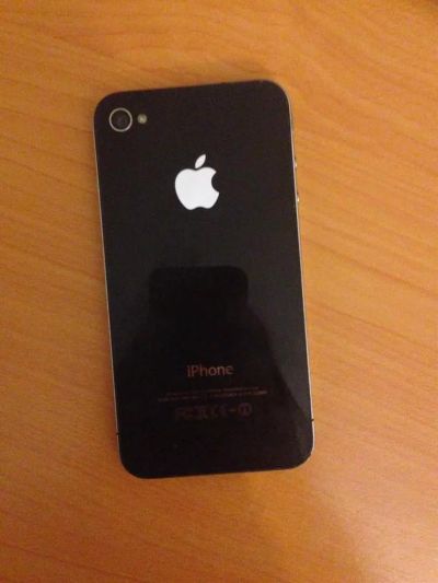 Лот: 3451478. Фото: 1. Iphone 4 (32гб) Отличное состояние... Смартфоны