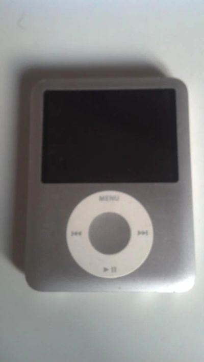 Лот: 4941741. Фото: 1. Плеер iPod nano 3g. Плееры