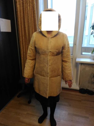 Лот: 6653388. Фото: 1. продам мутоновую шубу. Верхняя одежда