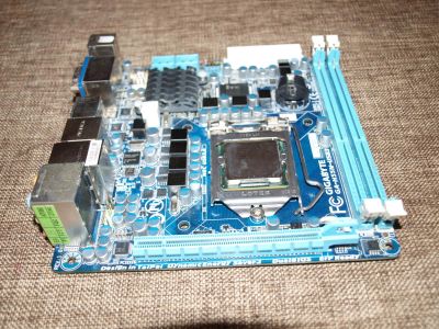 Лот: 7492665. Фото: 1. Материнская плата gigabyte h55n... Материнские платы