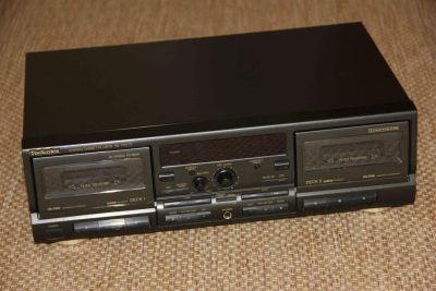 Лот: 3743404. Фото: 1. Касcетная дека Technics RS-TR575. Кассетные деки, магнитофоны