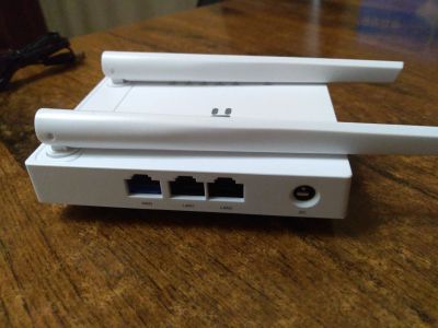 Лот: 17114655. Фото: 1. Netis W1 Wi-Fi роутер 2.4 GHz... Маршрутизаторы (роутеры)