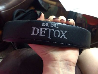 Лот: 4117115. Фото: 1. Monster Beats Dr. Dre Detox. Наушники, гарнитуры