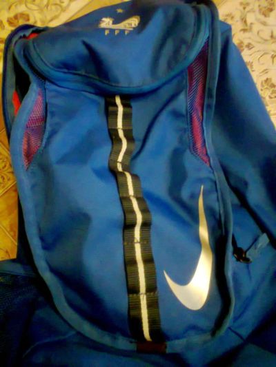 Лот: 10581747. Фото: 1. рюкзак nike сборная франции. Спортивная символика и атрибутика