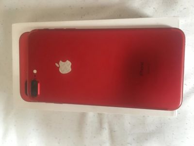 Лот: 13432077. Фото: 1. IPhone 7 Plus 128gb Red. Смартфоны