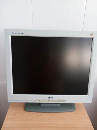 Лот: 5909626. Фото: 1. мониторы б/у. ЖК-мониторы