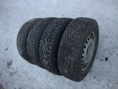 Лот: 13009681. Фото: 1. 175/70/13 Nokian Hakkapeliitta-7... Шины