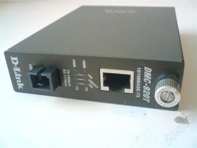 Лот: 269612. Фото: 1. Медиаконвертер D-Link DMC-920T. Маршрутизаторы (роутеры)