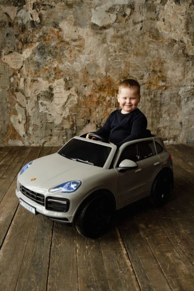 Лот: 24065612. Фото: 1. Детский электромобиль Porsche... Детские электромобили