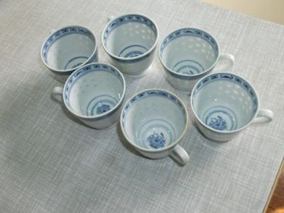 Лот: 11909073. Фото: 1. Чайная, кофейная чашка бело-голубой... Фарфор, керамика