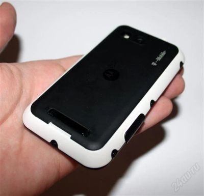 Лот: 1562088. Фото: 1. Motorola DEFY MB525 черный с белым... Смартфоны