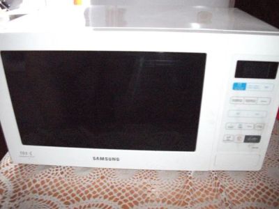 Лот: 4238331. Фото: 1. Микроволновка Samsung MW73BR. Микроволновки, мини-печи