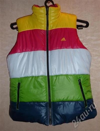 Лот: 534488. Фото: 1. жилетка adidas. Верхняя одежда