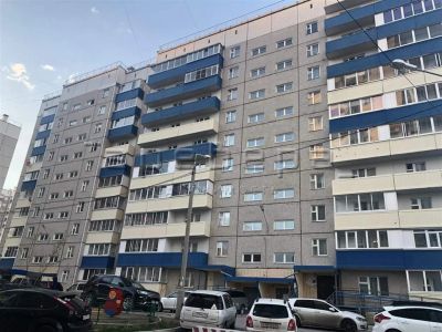 Лот: 13798345. Фото: 1. 1-комнатная квартира на ул. 60... Квартиры, студии