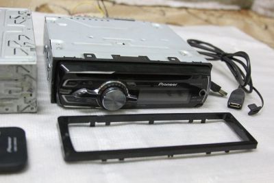 Лот: 10407638. Фото: 1. Автомагнитола Pioneer DEH-5450SD. Автомагнитолы