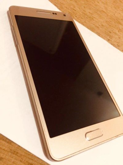 Лот: 14554749. Фото: 1. Samsung Galaxy A5 2016 (gold... Смартфоны