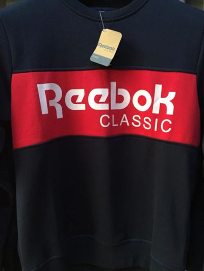 Лот: 7917478. Фото: 1. Толстовка Reebok Classic. Легкие куртки, толстовки
