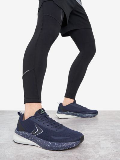 Лот: 25536367. Фото: 1. Кроссовки мужские Demix Sport... Кеды, кроссовки, слипоны