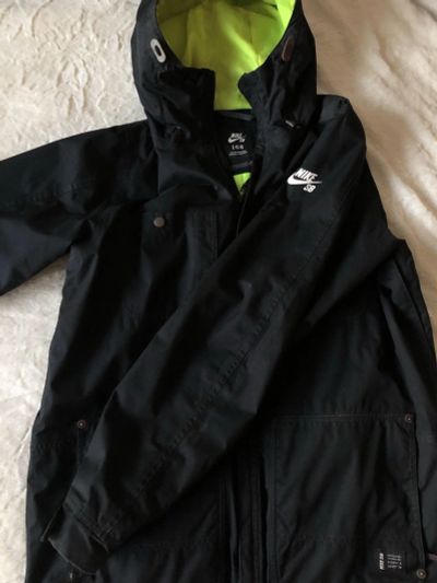 Лот: 16417060. Фото: 1. Куртка Nike. Верхняя одежда
