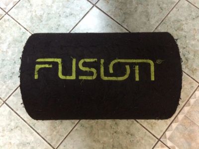 Лот: 7895323. Фото: 1. Продам активный сабвуфер Fusion... Сабвуферы