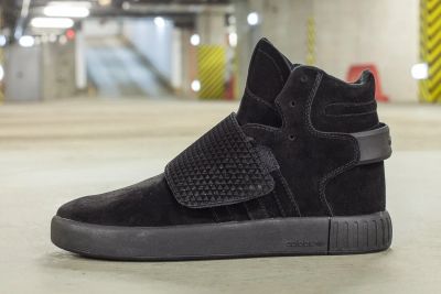 Лот: 10383398. Фото: 1. Adidas Tubular Ivader Strap Z. Кеды, кроссовки, слипоны