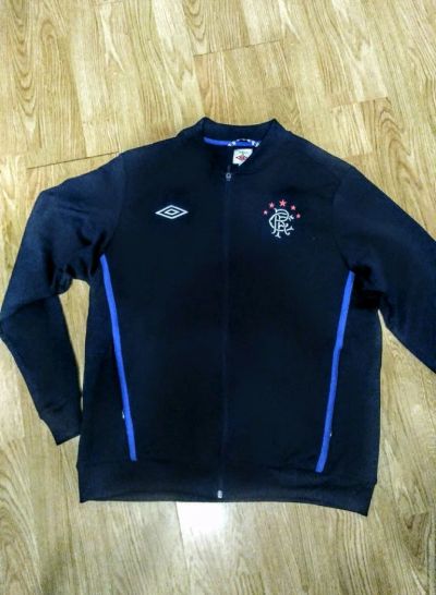 Лот: 12615390. Фото: 1. Продаю оригинальную футбольную... Другое (спортивные товары)