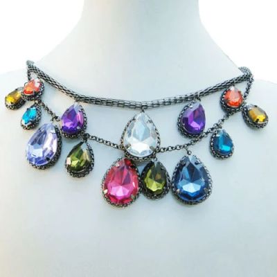 Лот: 4737996. Фото: 1. Колье, подвеска с разноцветными... Колье