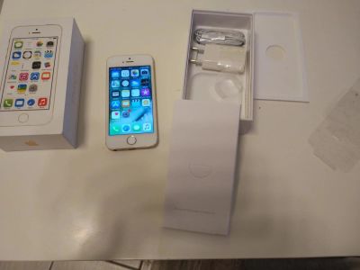 Лот: 11020743. Фото: 1. Продам iphone 5s с рубля. Смартфоны