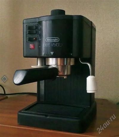 Лот: 1424382. Фото: 1. Кофеварка DeLonghi Caffe Veneto. Кухонная