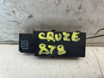 Лот: 24005045. Фото: 1. aux штатный Chevrolet Cruze J300. Двигатель и элементы двигателя