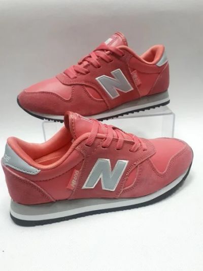 Лот: 11209298. Фото: 1. Кроссовки New Balance. Кеды, кроссовки, слипоны