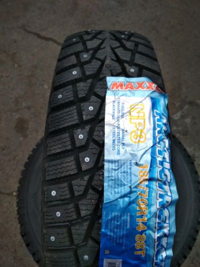 Лот: 12318508. Фото: 1. 185/70R14 88 T Maxxis NP3 ArcticTrekker. Шины