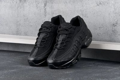 Лот: 17211243. Фото: 1. Кроссовки Nike Air Max 95 (7461... Кеды, кроссовки, слипоны