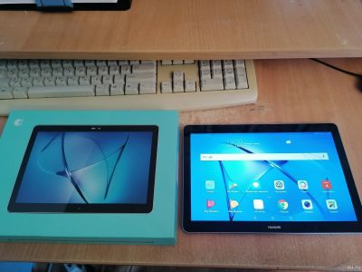 Лот: 18035047. Фото: 1. Huawei mediapad t3 10 планшет. Планшеты