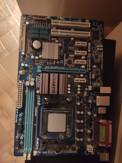 Лот: 19367141. Фото: 1. Материнская плата gigabyte GA-780T-D3L... Комплекты запчастей