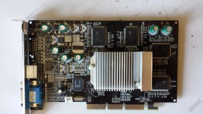 Лот: 5729513. Фото: 1. GeForce 4 MX440 64MB 128bit. Видеокарты