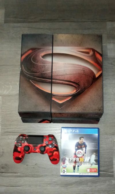 Лот: 20028037. Фото: 1. PlayStation 4 500gb + FIFA 16. Игровые приставки, консоли