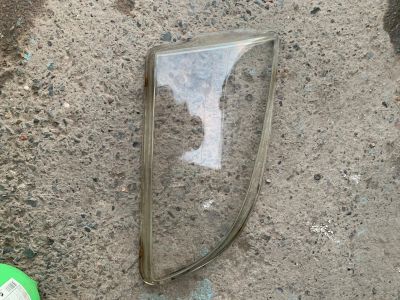 Лот: 15943889. Фото: 1. Стёкла фар Toyota Caldina. Оптика и освещение