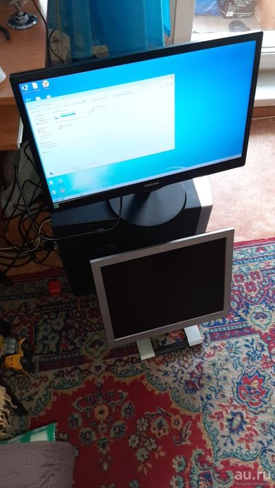 Лот: 17457721. Фото: 1. Монитор Philips 223v5l+Samsung... ЖК-мониторы