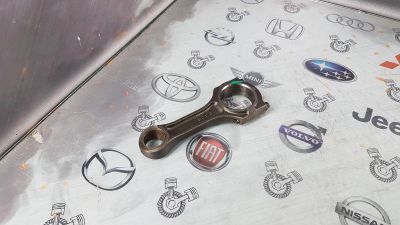 Лот: 23588113. Фото: 1. Шатун Mazda Titan RF5C RF5C11210. Двигатель и элементы двигателя