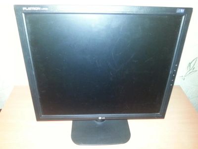 Лот: 11045440. Фото: 1. Монитор LG Flatron L1918S. ЖК-мониторы