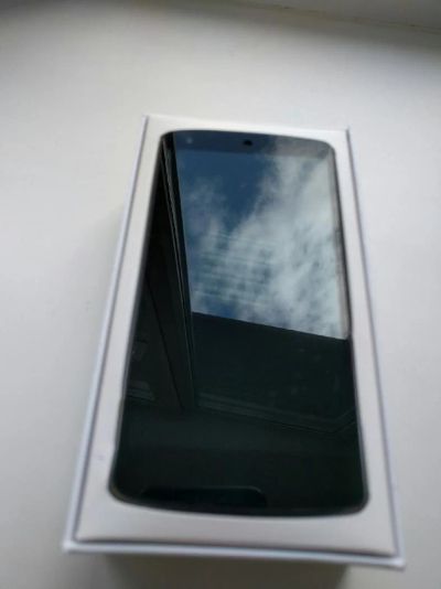 Лот: 7314732. Фото: 1. Nexus 5. Смартфоны