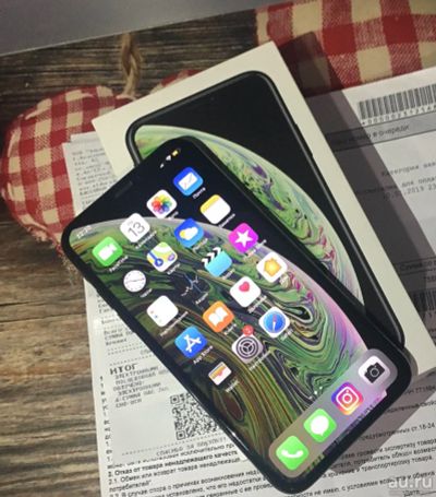 Лот: 13744065. Фото: 1. IPhone XS Space gray 64GB. Смартфоны