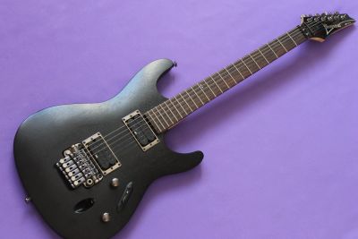 Лот: 12017591. Фото: 1. Ibanez S320 Made In Indonesia... Гитары