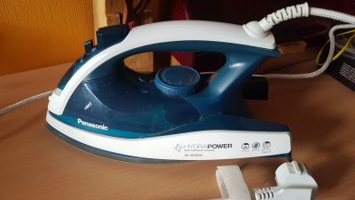 Лот: 11880640. Фото: 1. Крутейший утюг Panasonic HydraPower... Утюги, парогенераторы, отпариватели