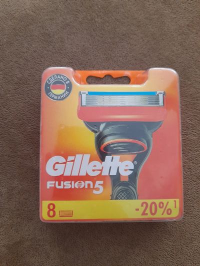 Лот: 22873635. Фото: 1. Лезвия Gillette fusion 5. Бритвенные станки и лезвия