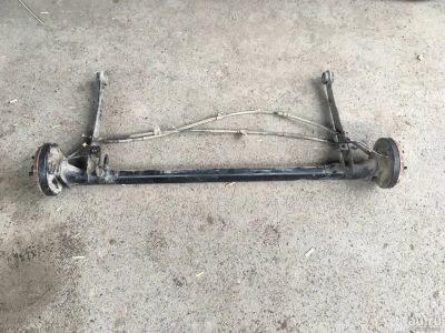 Лот: 17562776. Фото: 1. Задняя балка Toyota Starlet EP82. Ходовая, подвеска, рулевое управление