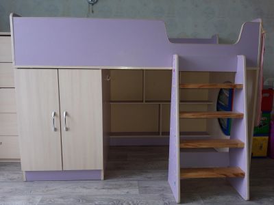 Лот: 14330886. Фото: 1. Кровать детская. Детские кровати и кроватки